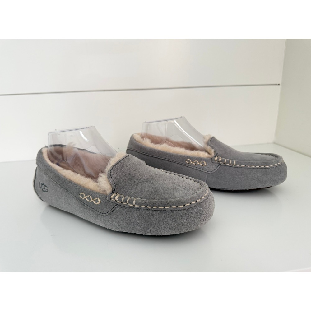 UGG Ansley Grey Suede Moccasin Slippers Women Size 8